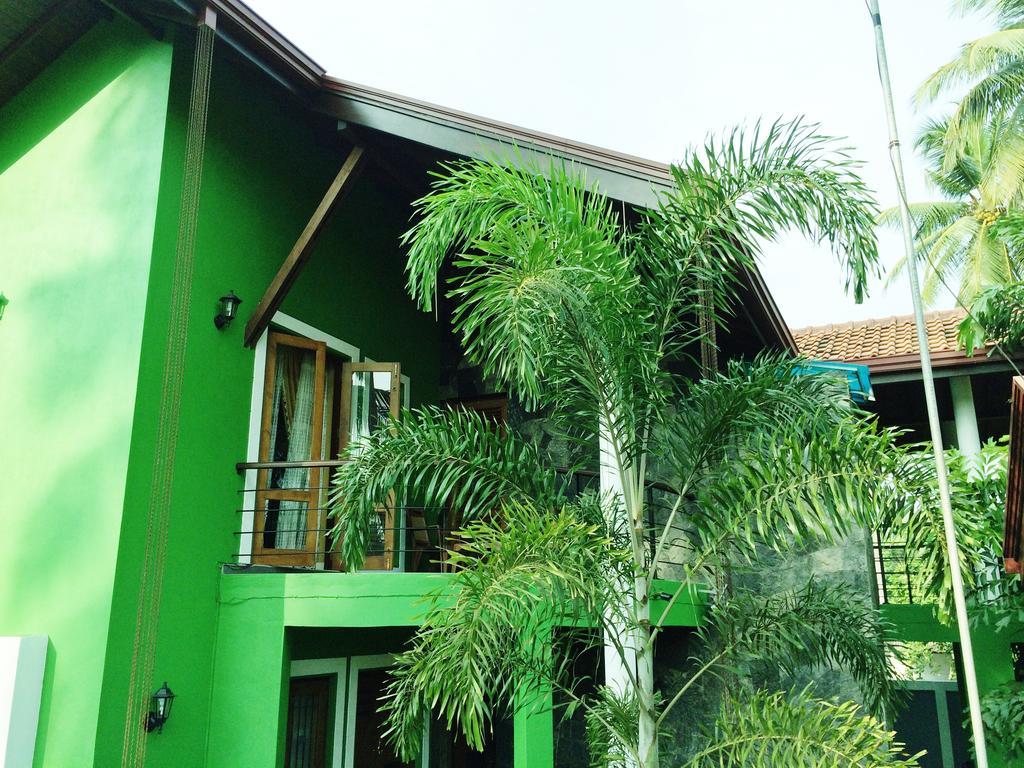 Northwood Residence - Marawila Bagian luar foto